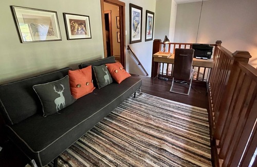 Versant Soleil Condo | Inviting 3-Bedroom Condo with Pool at the Slopes