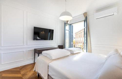 el Camp d'en Grassot i Gracia Nova Apartment | Elegant 4BR/4BATH Apartment Near Sagrada Familia, Rated 9.9