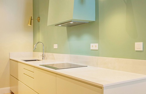 Chamonix City Centre Apartment | Majestic Alpin - Cozy Nordic Apartment with Spa Access