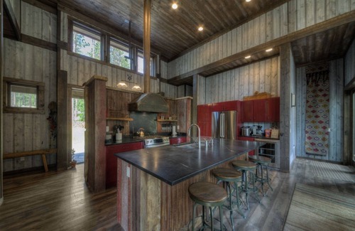 Keystone Cabin | Inviting Cabin Retreat Steps from Mount Rushmore