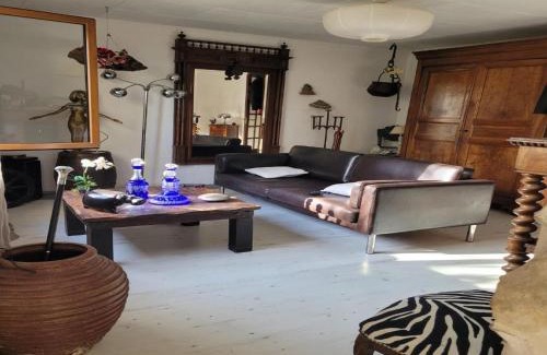 Ganges House | Majestic holiday home in Laroque with hot tub, cleaning included