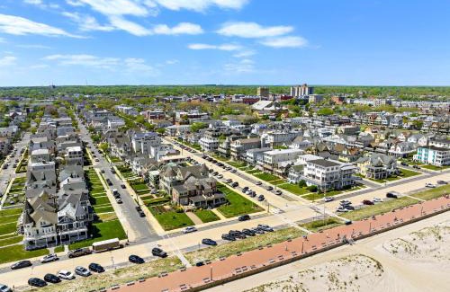 Ocean Grove Hotel | Discover Majestic Hotel: 5-Star Stay with Family-Friendly Amenities