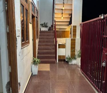 Gorakhpur Hotel | Majestic Manor