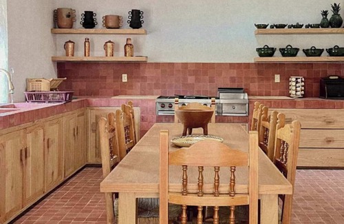 Queretaro Villa | Majestic 5BR Villa with Pool in Queretaro