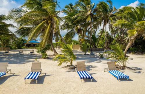 San Pedro Villa | Majestic Oceanfront Private Estate By Alom