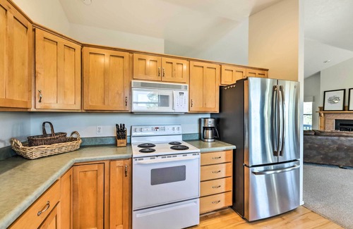 Timberland Acres House | Inviting Hilltop Haven with Deck, Grill & Scenic Views