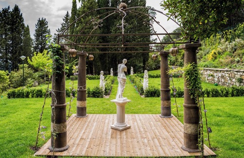 Fiesole Villa | Elegant Villa with Gardens, Spa, and Jacuzzi in Florence