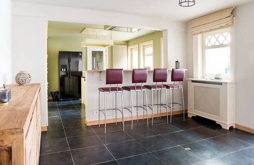 Freineux House | Elegant Villa with Pool, Sauna & Ocean Views Await You