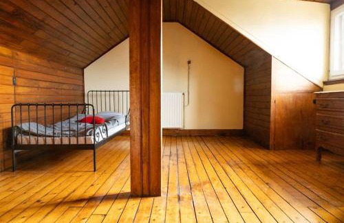 Noisy-le-Grand House | Elegant Residence Just 20 Minutes from Paris with Hot Tub