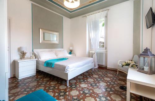 Mandello del Lario Apartment | Pet-Friendly Escape at Maji Como Lake with Ocean Views