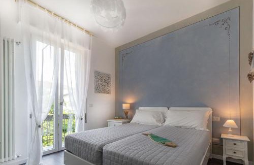 Mandello del Lario Apartment | Pet-Friendly Escape at Maji Como Lake with Ocean Views