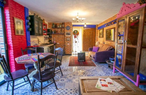 Cholula Apartment | Tranquil Retreat at Majikal BnB Martinlandia - Family Friendly