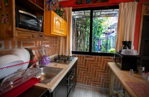 Cholula Apartment | Enchanting Majikal BnB Martinlandia with Spa & Kitchen