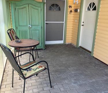 Koblenz House | Pet-Friendly Majo Hotel with Oceanfront Views & Hot Tub