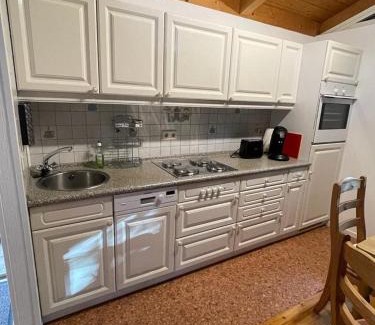 Koblenz House | Pet-Friendly Majo Hotel with Oceanfront Views & Hot Tub