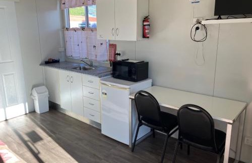 Mitchell Apartment | Major Mitchell Caravan Park