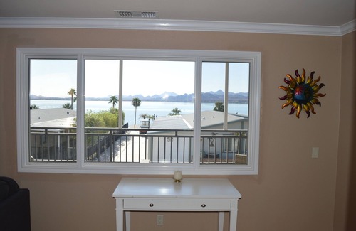 Havasu Lake House | Experience Major's Toy Box - Family-Friendly Retreat Havasu
