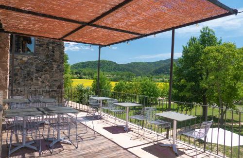 Beguda House | Experience Can Riera de Montagut: 4-Star Family Retreat