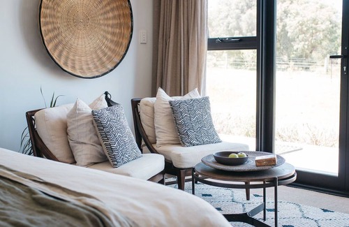 Kalgan House | Majuba Country Lodge: Family-Friendly Retreat with 9.6 Rating