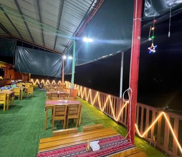 Kundasang House | Family-Friendly 5-Bedroom MAK Homestay UPSTAIRS Retreat