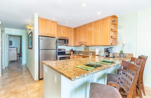 Honokowai Condo | Oceanfront Makani Sands #107: Exceptional 9.6/10 Stay