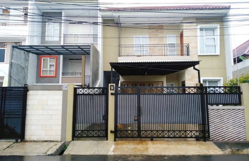 Makassar House | Family-Friendly Comfort at Makassar Best House Hotel