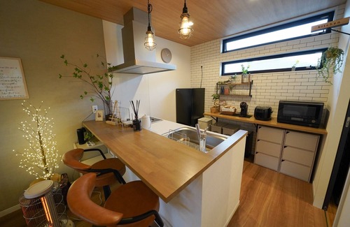 Saeki Ward Hotel | Reserve Your Stay at Garage House Hotel ISHIUCHI BASE 01