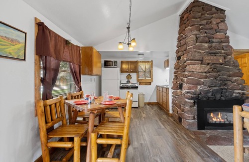 Rapid City Cabin | Create Lasting Memories at Canyon Lake in Rapid City