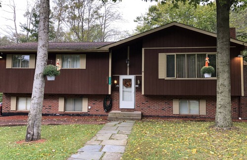 Tobyhanna House | Discover Nature's Nest of the Poconos: A Family-Friendly Retreat