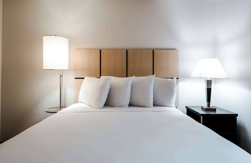 Fossil Creek Resort | Enjoyable Stay: Pet-Friendly with Free Onsite Parking