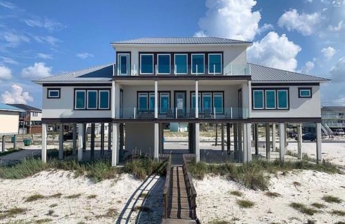 Navarre Beach House | Create Unforgettable Moments at Our Oceanfront Retreat