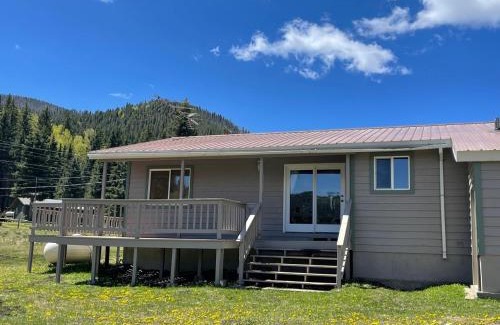 Red River House | Creating Unforgettable Experiences at 4-Star Hotel