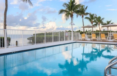 Islamorada Apartment | Create Unforgettable Memories with Comfort & Ocean Views