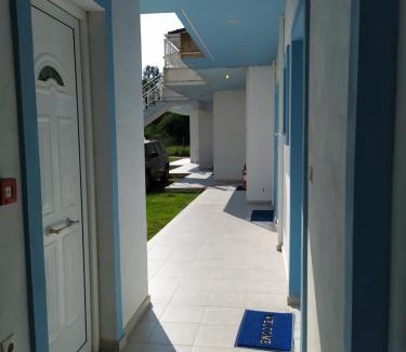 Gefira Mpania Hotel | Pet-Friendly Makinia Beach with Ocean View & Breakfast