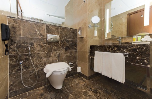 Al Aziziyah Hotel | Relax at Makkah Al Aziziah: 5-Star Comfort Awaits