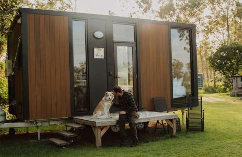 Colosseum House | Invite Nature's Serenity at Makowata Farm Retreat