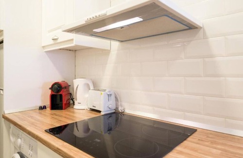 Capuchinos Apartment | Explore Malaga Suite in City Center with Spa & Breakfast