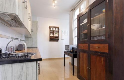 San Felipe Neri Apartment | -MalagaSunApts- Cabello Centre