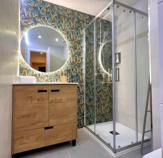 La Malagueta Apartment | Oceanfront Retreat at Malagueta Beach with Private Terrace
