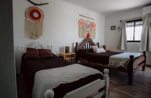 El Mollar House | Exceptional Alojamiento Malaica: Family-Friendly Retreat