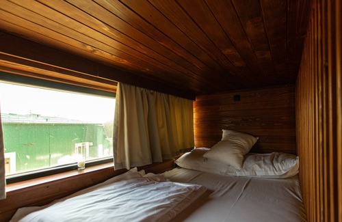 Zenica-Doboj Canton Cabin | Discover Malak Farma: Ocean View & Family-Friendly Retreat
