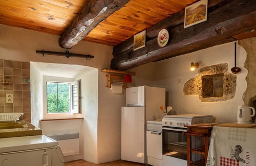 Laval-du-Tarn House | Explore Family-Friendly Comfort at Malaury's House