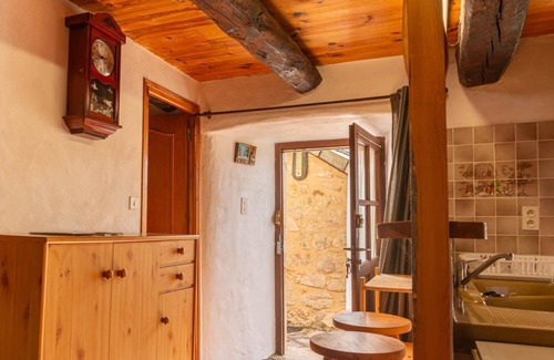 Laval-du-Tarn House | Explore Family-Friendly Comfort at Malaury's House