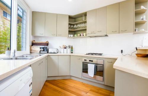 Culburra Beach House | Experience Maldas Retreat: Pet-Friendly Beachfront Spa Escape