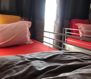 Cite Paul Eluard House | Cozy Double Room Steps from Metro 5 for Your Stay