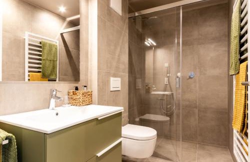 Tirolo Apartment | Outstanding Mali Apartments Lounge - Guest Rated 9.5/10