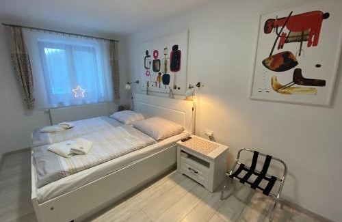 Jasna Apartment | Delightful Maliarik Deluxe Apartment – Rated 9.9/10 & Family-Friendly