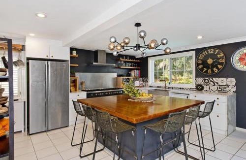 Lake Cathie House | Relax at Malibu Beach House: 4-Star Pet & Child Friendly Stay