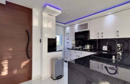 Urbanizacion Santiago Apartment | Beachfront Penthouse with Pool and Spa Amenities