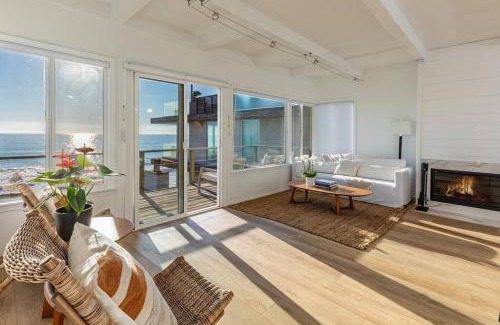 Malibu House | Discover Malibu's Hidden Gem with Oceanfront Views